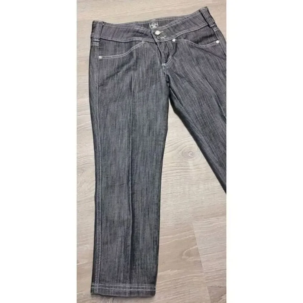 Bebe Jeans‎ Women's Dark Wash Stretch Double Button Slim Crop Jeans Size 28